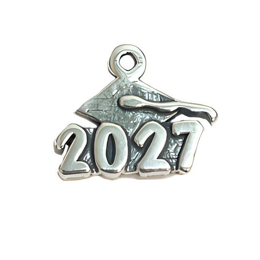 Charm Factory Graduation Charm 2027, made of silver-tone metal, featuring a graduation cap and the year 2027.